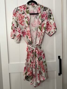 Show Me Your Mumu Brie Robe in the Garden of Blooms floral OSFM